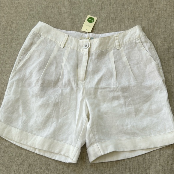 Boden Pants - BODEN 100%‎ Linen Shorts White Folded Hem Women’s Size 4L pleated